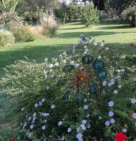 La Feniere Aux Hirondelles Bed & Breakfast *